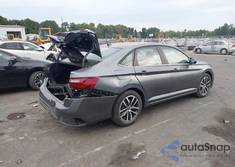 2025 Volkswagen Jetta 1.5T Se from USA, damaged, VIN 3VW7X7BU2SM092857